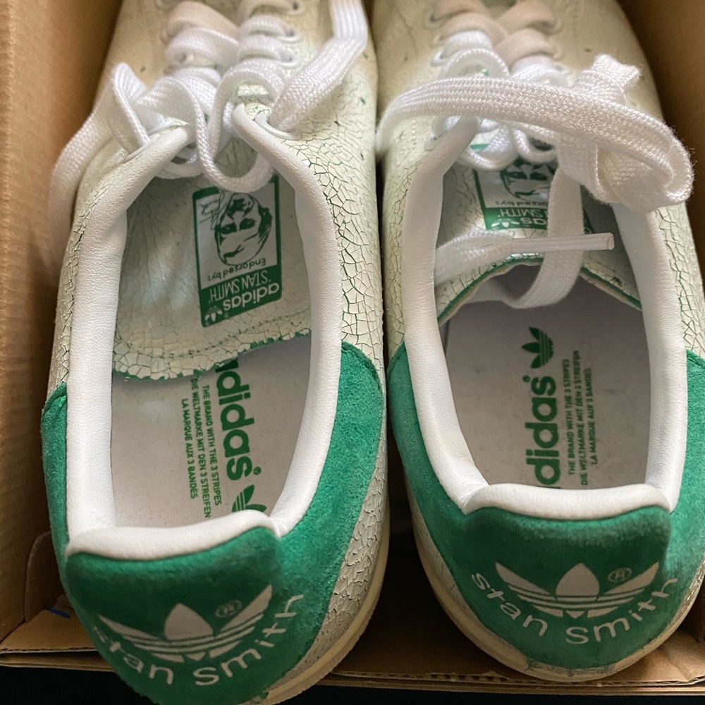 Adidas Superstar Sneakers 6.5